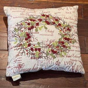DOMAIN CHRISTMAS  Wreath THROW  PILlLOW 20”
